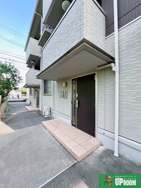 ムーンライト Ａ棟のエントランス