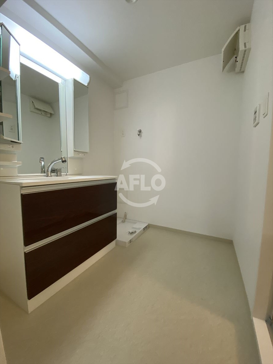 プレジオ本町の洗面所|プレジオ本町　洗面脱衣所