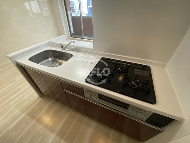 プレジオ本町のキッチン|プレジオ本町　3口ガスシステムキッチン