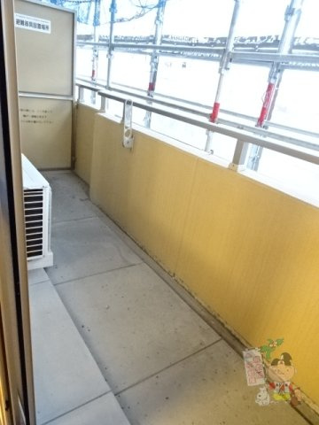 ピュア京橋のバルコニー