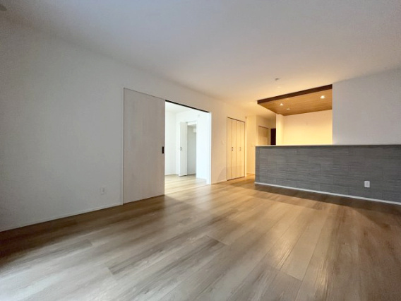 『八王子市新築戸建て』八王子市元八王子町2-839【仲介手数料無料】の居間・リビング|～仲介手数料無料☆八王子ひなた不動産～　八王子市元八王子町　新築戸建て