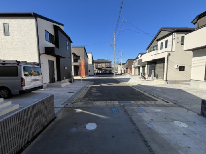 祝　成約済み　八王子市　元八王子町　新築戸建ての前面道路含む現地写真|～仲介手数料無料☆八王子ひなた不動産～　八王子市元八王子町　新築戸建て