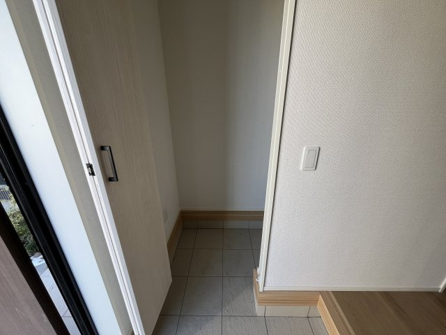 『八王子市新築戸建て』八王子市元八王子町2-839【仲介手数料無料】の玄関|～仲介手数料無料☆八王子ひなた不動産～　八王子市元八王子町　新築戸建て