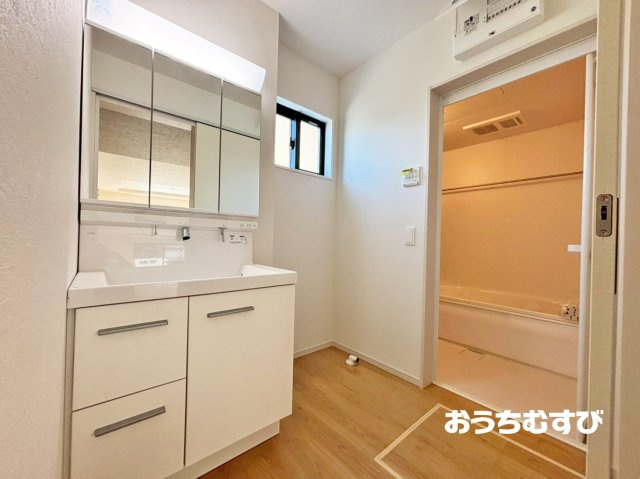 守山区西城3期(全4棟) の独立洗面台