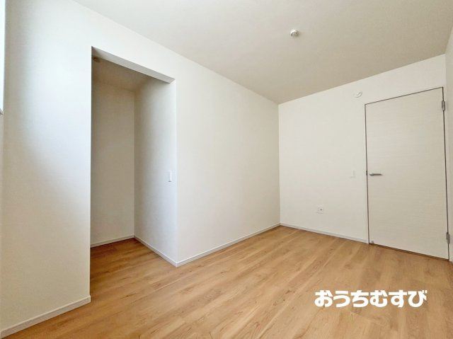 守山区西城3期(全4棟) の洋室