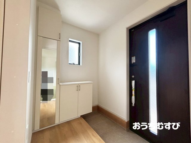 守山区西城3期(全4棟) の玄関