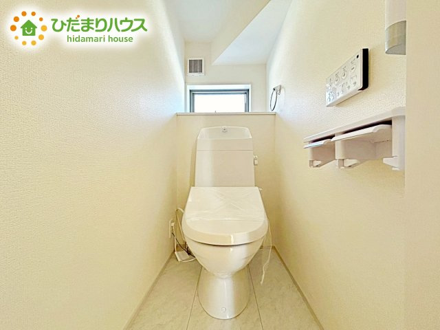 【トイレ】 | 第1笠間市笠間　新築戸建　2号棟 | 1・2階にトイレあり。階段を降りなくてもいいので、高齢者の方も優しい☆彡