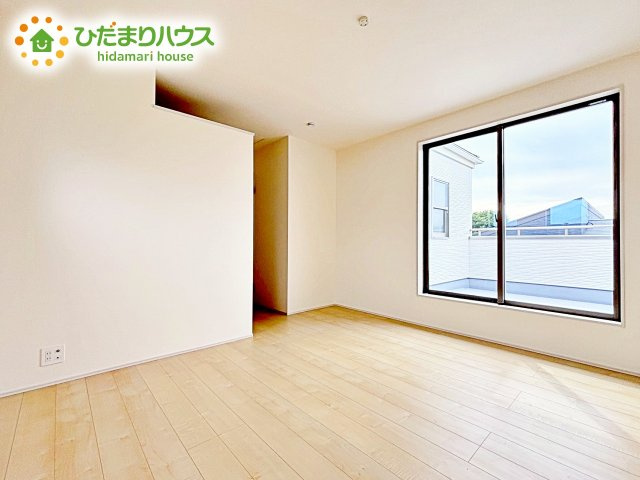 【寝室】 | 第1笠間市笠間　新築戸建　2号棟 | バルコニーに面していて、たっぷり光りの入る明るい主寝室です！