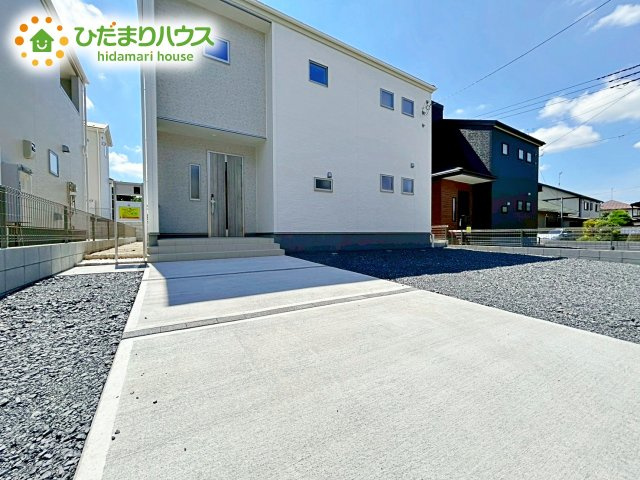 【駐車場】 | 第1笠間市笠間　新築戸建　2号棟 | マイホームなら駐車場代がかかりません。しかも、自宅の駐車場で洗車が出来ます！今までコイン洗車に行っていた手間も省けて、節約にも繋がります(^^♪