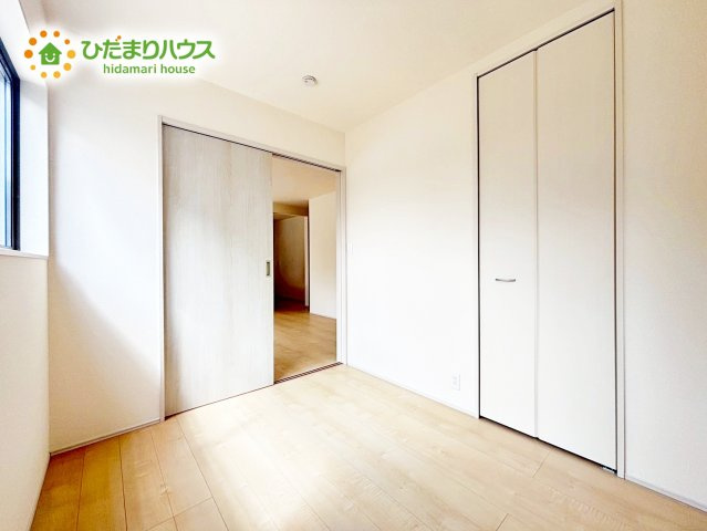 【洋室】 | 第1笠間市笠間　新築戸建　2号棟 | 夏場に心地良いひんやり感はフローリングならでは☆彡