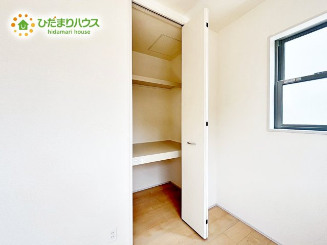 【収納】 | 第1笠間市笠間　新築戸建　2号棟 | クローゼットタイプの収納は荷物がどこにあるかすぐに見つかります！