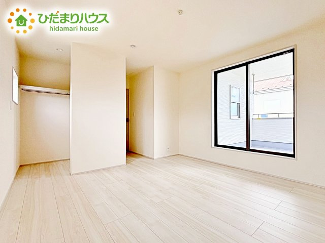 【寝室】 | 第1笠間市笠間　新築戸建　3号棟 | 天井の高い主寝室。ゆっくりと過ごせる大人のくつろぎ空間！