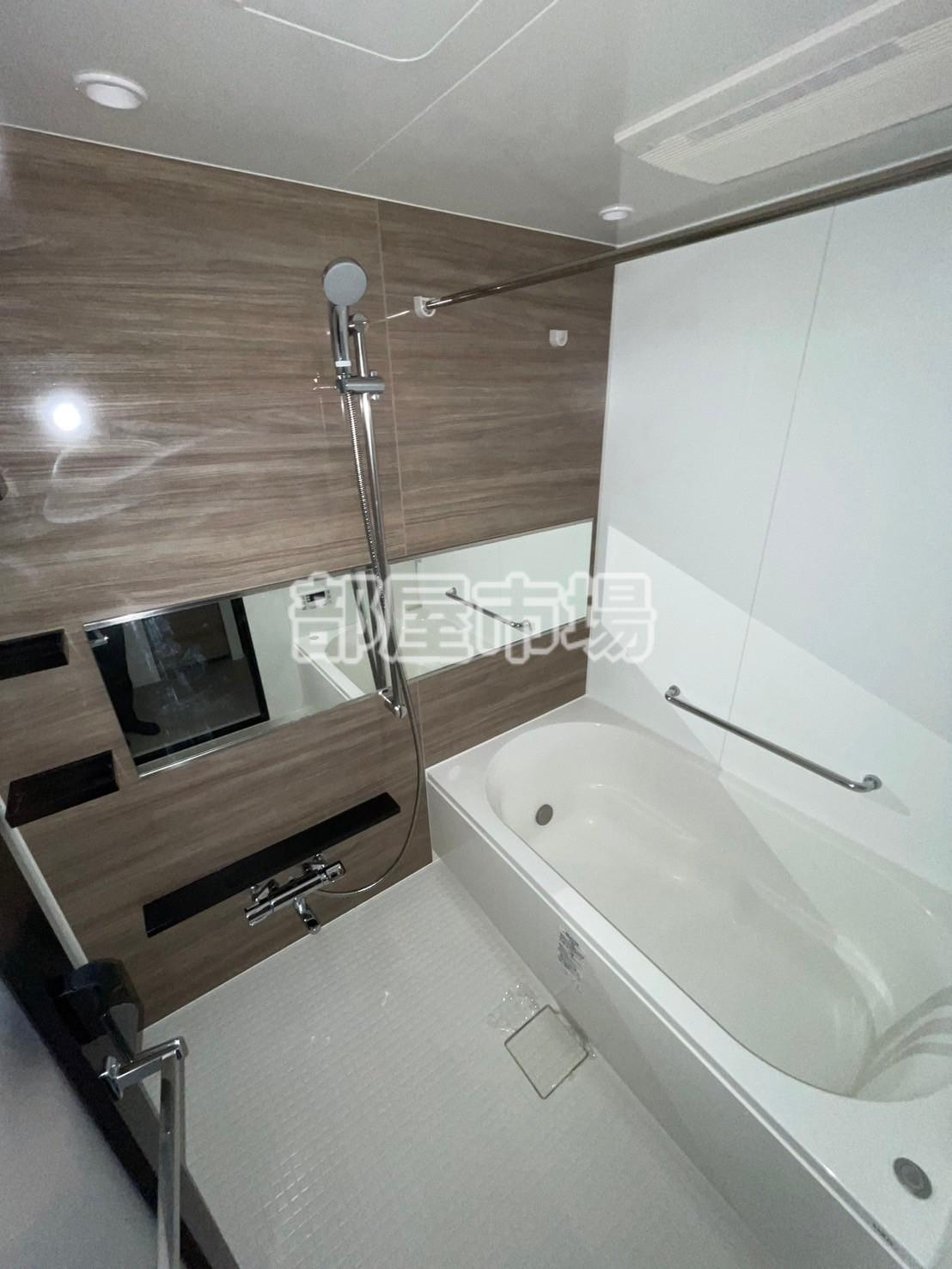 オーキッドレジデンス上野の浴室