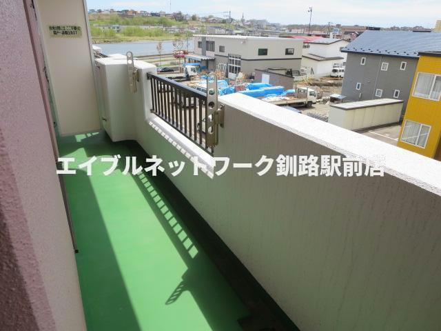 ビラ新釧路のバルコニー