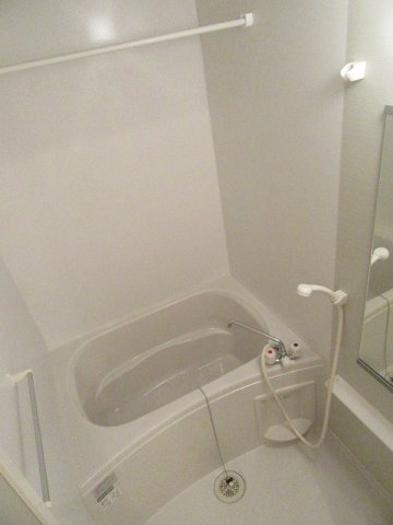 コンフォート幸町の浴室