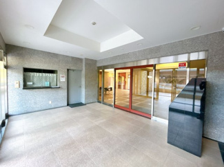 【エントランス】