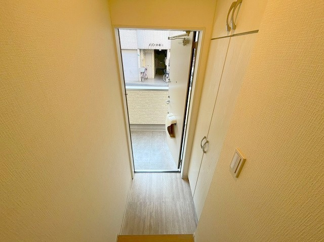 アーデル2の玄関