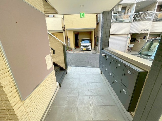 アーデル2のエントランス