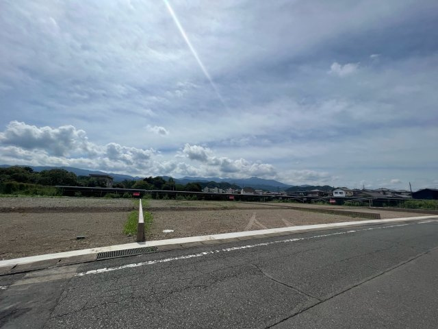 富岡市中高瀬分譲地の外観