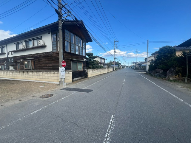 富岡市宮崎分譲地③区画の前面道路含む現地写真
