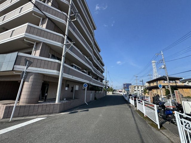 -三丁目不動産-シティホームズ行田弐番館-の外観