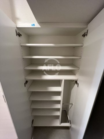 ドゥーエ天満橋の収納|ドゥーエ天満　シューズボックス