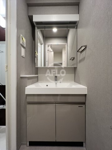 ドゥーエ天満橋の独立洗面台|ドゥーエ天満　独立洗面台