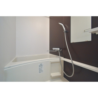 【浴室】 | アドバンス大阪ストーリア | 日々の疲れを癒すお風呂付です