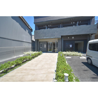 【エントランス】 | アドバンス大阪ストーリア | 清潔なエントランスです