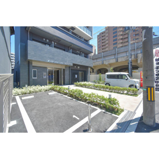 【駐車場】 | アドバンス大阪ストーリア | 駐車場完備です