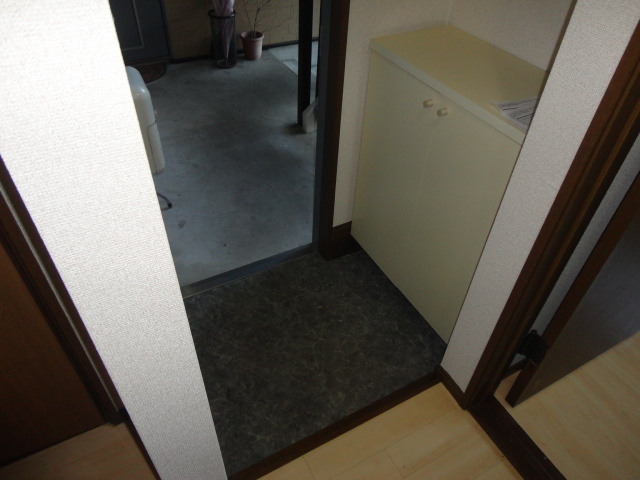 パセオみささぎ　Ａ棟の玄関