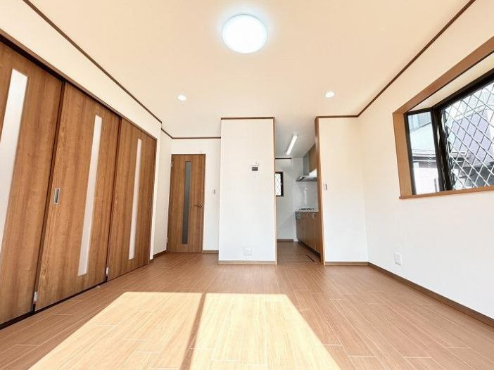 藤沢市亀井野　中古戸建の居間・リビング|居間です