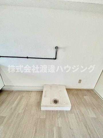 江坂はなヴィラの設備|室内洗濯パン