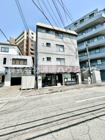 江坂はなヴィラの外観