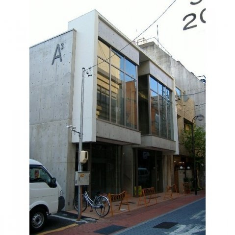 岐阜市玉宮町２丁目の店舗一部