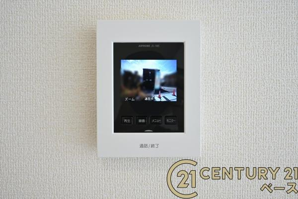 リーブルガーデン中町 １号棟 ／新築一戸建の内装|■現地撮影写真■ＴＶモニター付きインターホンで防犯対策もバッチリ！来客も一目でわかり安心です！