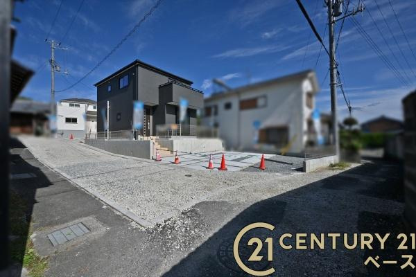 リーブルガーデン中町 １号棟 ／新築一戸建の前面道路含む現地写真|■現地撮影写真■前面道路約６ｍでお車の出し入れも楽々！