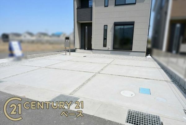 リーブルガーデン東辻 １号棟 ／新築一戸建の駐車場|■現地撮影写真■駐車スペース２台分完備！