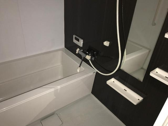 ユニヴァリィ　コンフォルトの浴室|ユニットバス