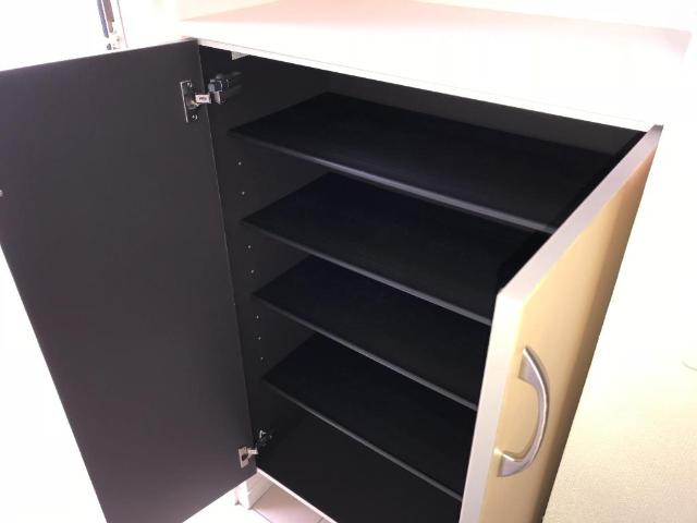 ユニヴァリィ　コンフォルトの収納|下駄箱