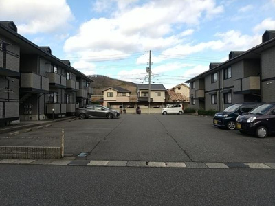 【駐車場】 | メゾンポルテA棟