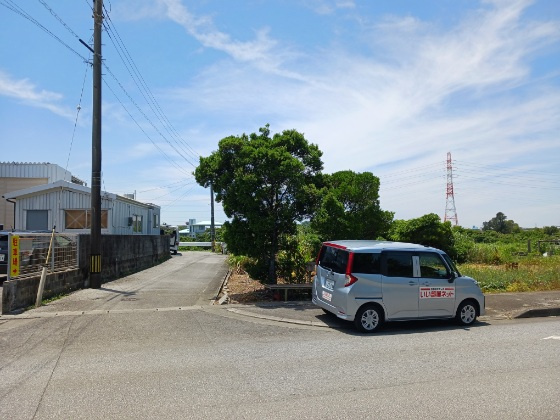 【前面道路含む現地写真】