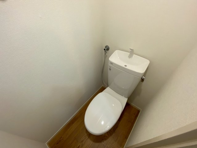 メゾン本山のトイレ