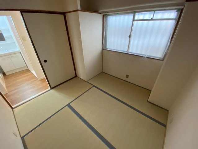 メゾン本山の和室