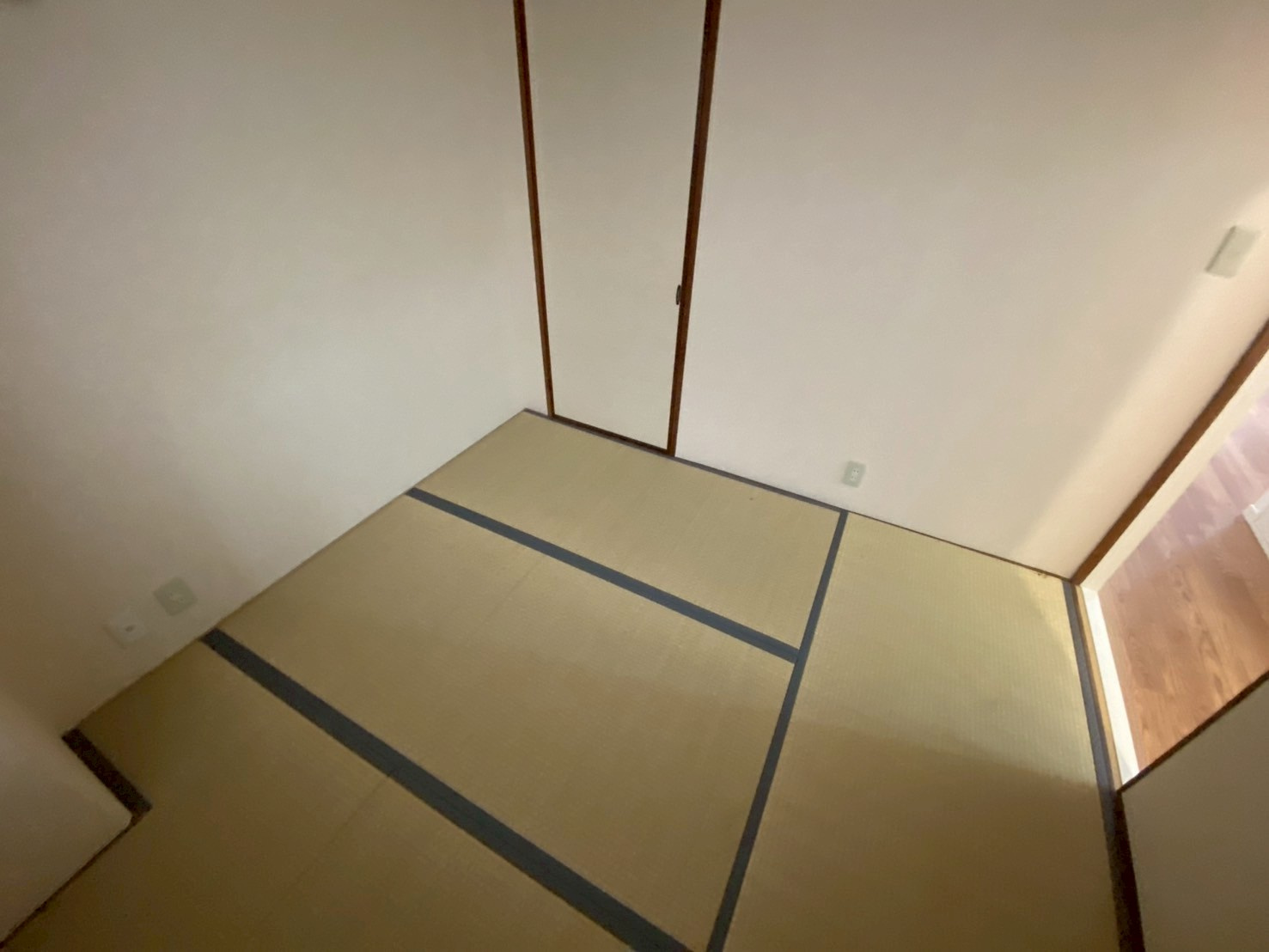 メゾン本山の和室