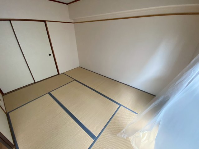 メゾン本山の和室