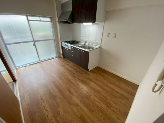 メゾン本山の居間・リビング