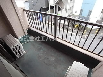 【バルコニー】 | イマイビューハイツ | お洗濯にも便利なバルコニー付き