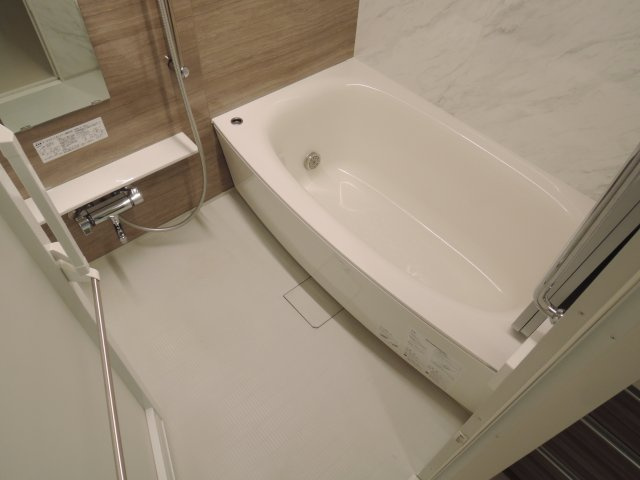 ライオンズ茨木ニューシティB街区（分譲）の浴室