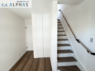  | 神戸市兵庫区金平町一丁目　新築戸建 | 3階洋室約4.5帖には屋上に行く階段があります♪